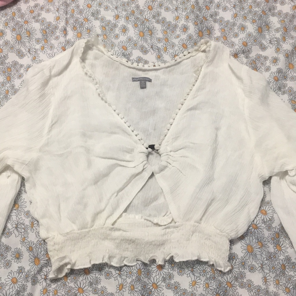 Never worn scrop top, very cute